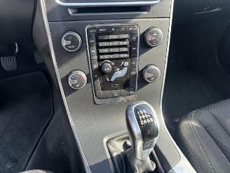 Volvo V-60 2.0 T4 Momentum 190pk picture 13