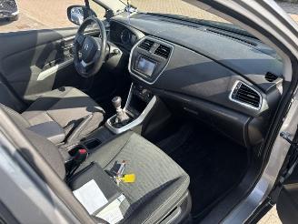 Suzuki SX4 1.6 DDiS Exclusive Pano picture 8