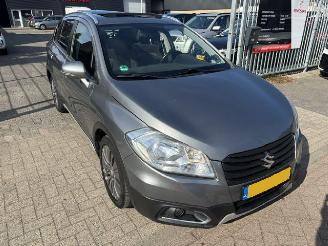 Avarii autoturisme Suzuki SX4 1.6 DDiS Exclusive Pano 2015/1