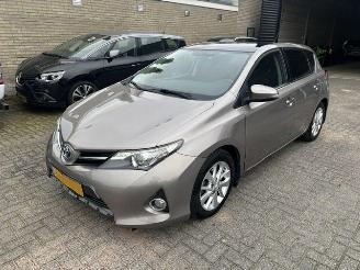 Toyota Auris 1.8 Hybrid Lease Automaat Pano picture 3