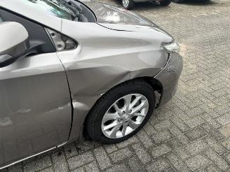 Toyota Auris 1.8 Hybrid Lease Automaat Pano picture 8