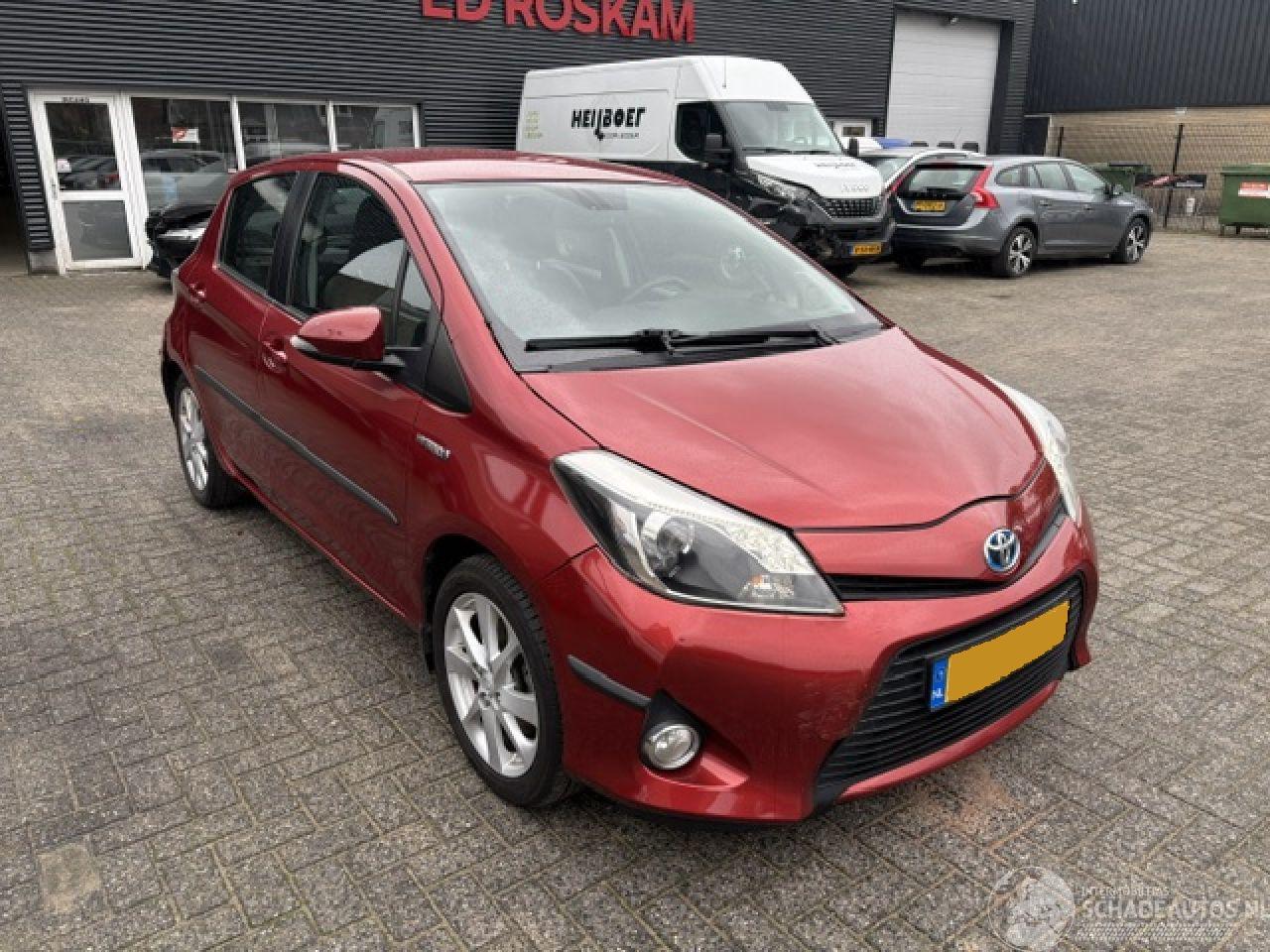 Toyota Yaris 1.5 Full Hybrid Dynamic Automaat
