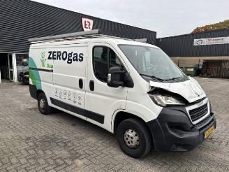 Peugeot Boxer 2.0 HDI L2 330 Premium airco NAP picture 2