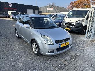 Auto incidentate Suzuki Swift 1.3 EXCLUSIVE AUTOMAAT 2007/1