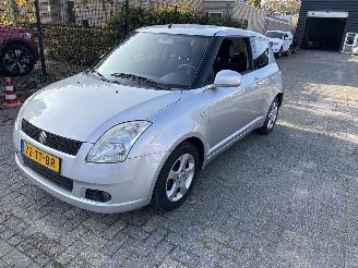 Suzuki Swift 1.3 EXCLUSIVE AUTOMAAT picture 4