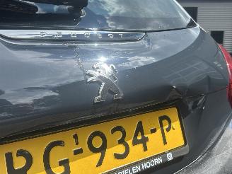 Peugeot 208 1.2 Pure Tech Blue Lion 5drs picture 28