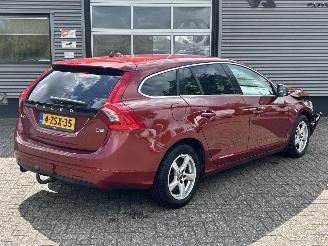 Unfallwagen Volvo V-60 1.6 D2 2015/3