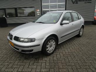 occasion passenger cars Seat Leon 1.6-16V Stella 2002/5
