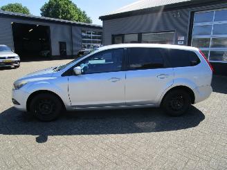 Ford Focus wagon 1.6 TDCI Titanium picture 2
