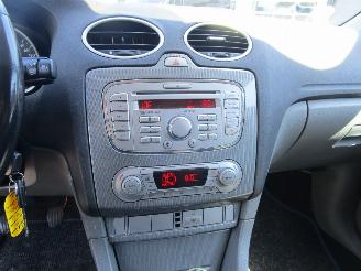 Ford Focus wagon 1.6 TDCI Titanium picture 14
