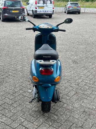 Vespa  ET4 125cc picture 4