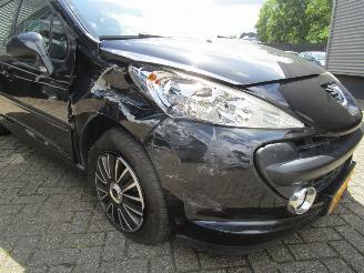 Peugeot 207 SW 1.6 VTI XS picture 20