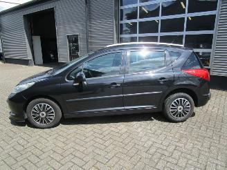 Peugeot 207 SW 1.6 VTI XS picture 2