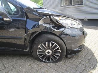 Peugeot 207 SW 1.6 VTI XS picture 17