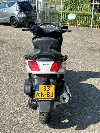 Yamaha X-Max 125  picture 4