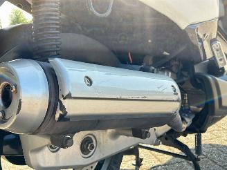 Yamaha X-Max 125  picture 10