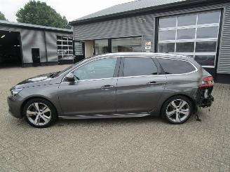Peugeot 308 SW 1.2 Pure Tech Bleu lease Premium picture 2