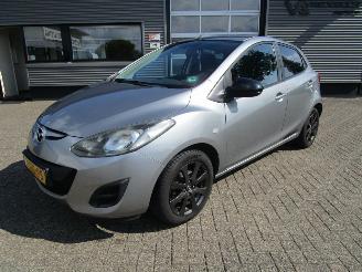 krockskadad bil auto Mazda 2 1.3 Color Edition 5drs 2014/4