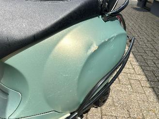 Vespa  Primavera 50 4T picture 11