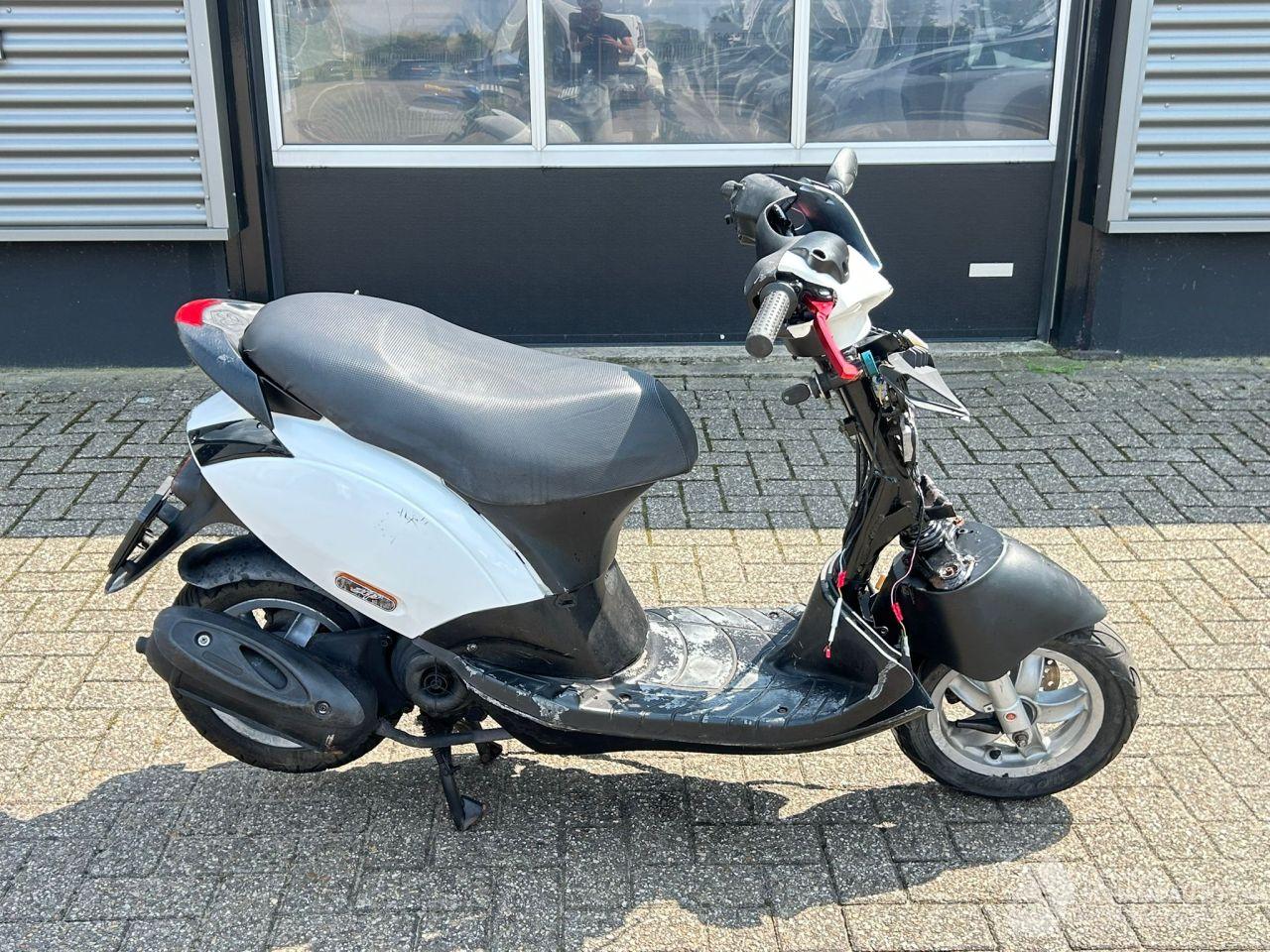 Piaggio  Zip 50 4T