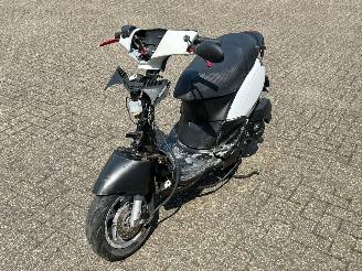 Piaggio  Zip 50 4T picture 6