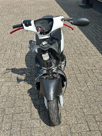 Piaggio  Zip 50 4T picture 7