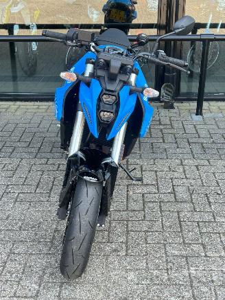 Suzuki  GSX 8S picture 8