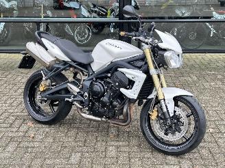 danneggiata motocicli Triumph Street Triple 675 2012/6