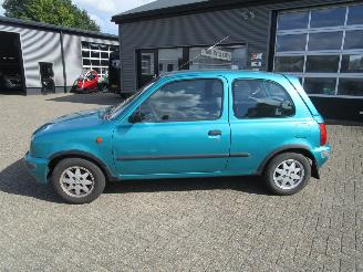 Nissan Micra 1.3 LX Automaat picture 2