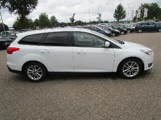 Ford Focus wagon 1.0 EcoBoost Trend Edition picture 6