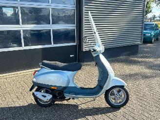 Vespa  LX 50 2T picture 2