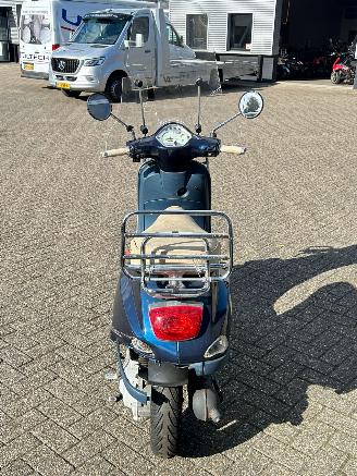 Vespa  LX 50 2T picture 4