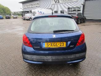 Peugeot 207 1.6-16V XS picture 4