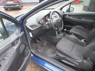 Peugeot 207 1.6-16V XS picture 9