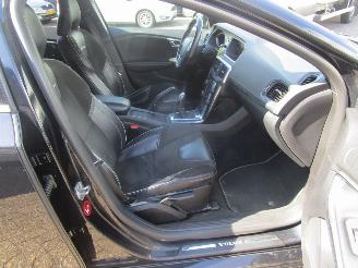Volvo V-40 1.6 D2 R-Design picture 11