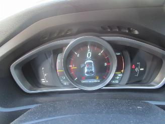 Volvo V-40 1.6 D2 R-Design picture 18