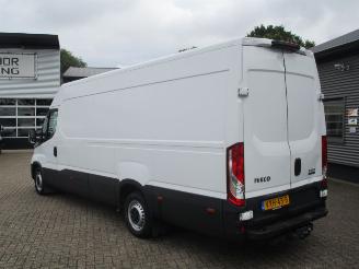 Iveco Daily 35S16V 2.3 410 H2 automaat picture 3
