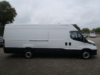 Iveco Daily 35S16V 2.3 410 H2 automaat picture 6
