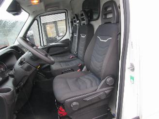 Iveco Daily 35S16V 2.3 410 H2 automaat picture 9