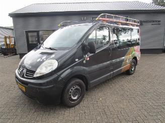 uszkodzony samochody osobowe Renault Trafic 2.0 DCI PASSENGER T27 L1H1 9PERS 2009/5
