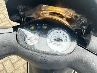 Piaggio  Zip picture 13