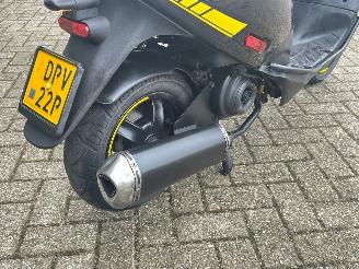 Piaggio  Zip picture 12