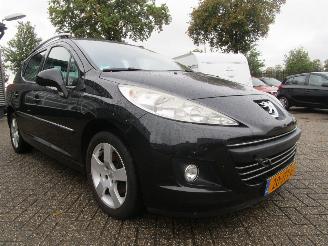 Peugeot 207 SW 1.6 VTI Premiere picture 18