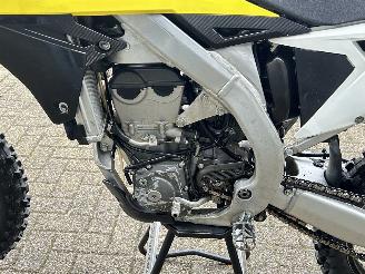 Suzuki RMZ 450  picture 13