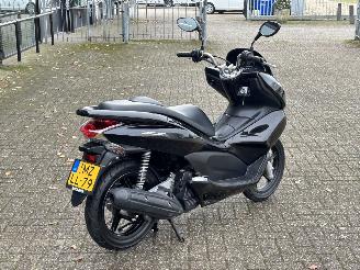 Honda PCX 125  picture 5