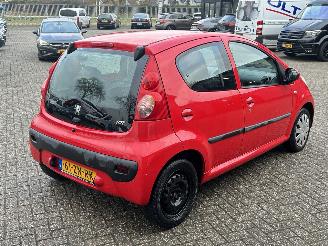 Peugeot 107 1.0-12V XS 5drs picture 5