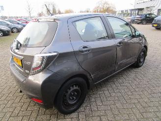 Toyota Yaris 1.5 Full Hybrid Aspiration 5drs picture 5