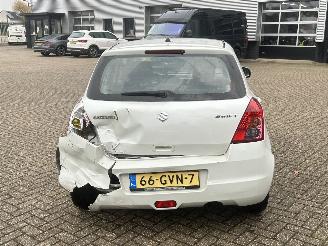 Suzuki Swift 1.3 Shogun picture 4