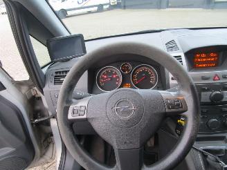 Opel Zafira 1.8 Temptation 7pers. picture 15