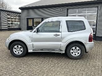 Mitsubishi Pajero 3.2 DI-D GLS Automaat picture 2